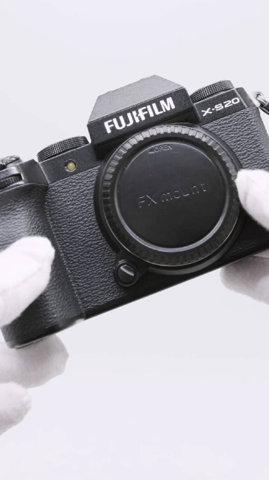 Fujifilm X-S20 body (пробег 4390 кадров)