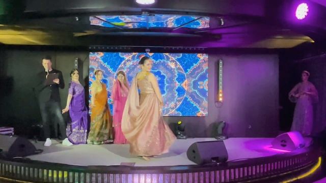 INDIAN FASHION- Студия Индийского танца Апсара - показ индий?