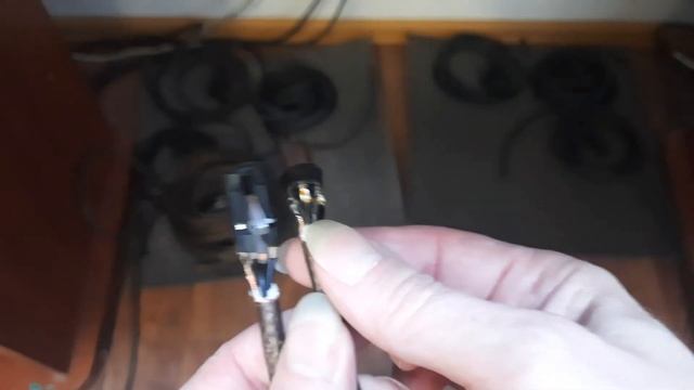 Что делать, если трещит микрофонный XLR кабель? Часть 2