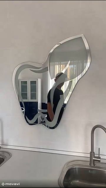 ЗЕРКАЛО С ПОДСВЕТКОЙ смотреть онлайн