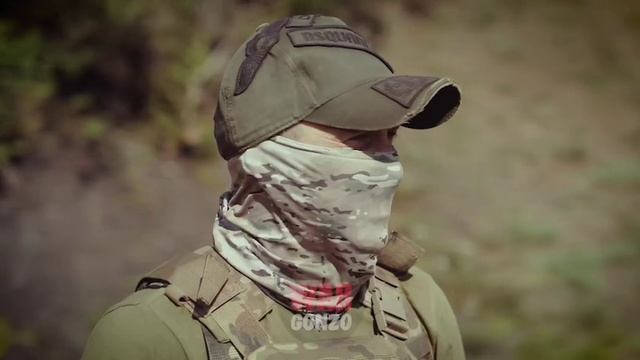 Почему сапёрам приходится работать «в чём мать родила»