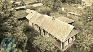 Дом в деревне Водяники