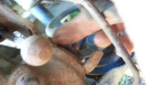 Рено Кенгу 2011 г/в 1,5 ДСИ . Ремонт стояночного тормоза . У