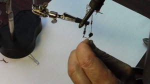 Индикатор заряда Аккумулятора на одном транзисторе,п?