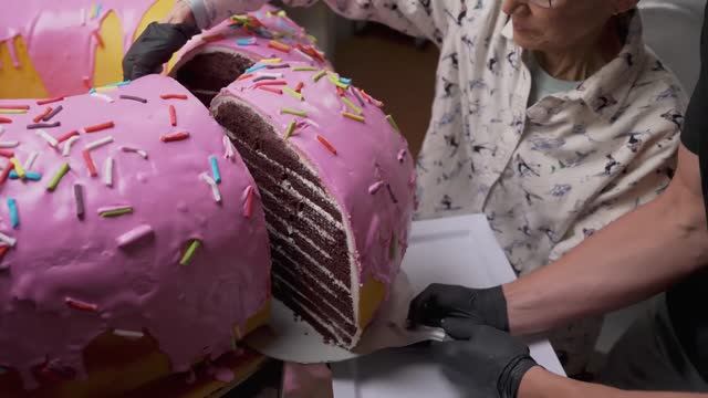 Самый большой пончик в мире (Официальный мировой рекорд)