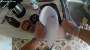 Готовим гвоздичное масло для спасения от комаров.