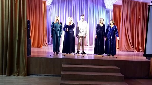 "Два белых крыла" -Вокальный ансамбль"Родники" смотреть онлайн