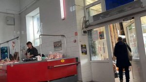 Мясной павильон базар рынок город Шахты осень 2024 год Р