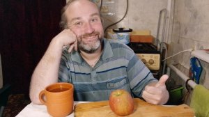 скромный и скудный ужин. лиш бы страна была богата. мукбанг. обжор. еда на камеру. диета. шизофрения