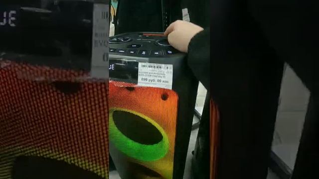 Я проверяю громкость на колонке hoco Bs33 смотреть онлайн