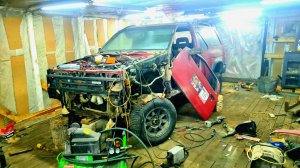 Куда пропал Падозерчанин!! Почему нету видео??