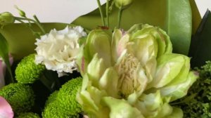 Букет с розой Вегги, Эустомой и Скимией.#shipovnik #shipovnikflower