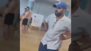 ‼ Жители Москвы возмущены из-за того, что в аквапарке появилась женщина в хиджабе.