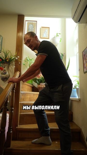 Скрипят ли все деревянные лестницы? Проверяем на практике! #строительсводома #стройка