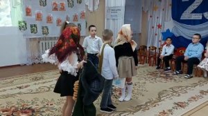 Сценка "Как родная  меня мать провожала"