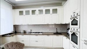 Цена элитной трёхкомнатной квартиры в Геленджике 32 млн.р. Клубный дом на улице Новороссийской.