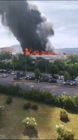 Университетский кампус загорелся в Италии