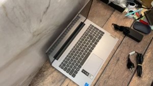 Распаковка 28.03.2024 lenovo Idepad slim 3 15IAH8 i5 12450H , 16Gb , 512