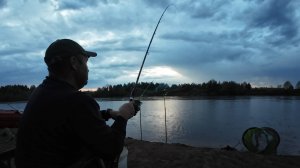 Открытие сезона на леща/ Рыбалка в непогоду/ Отлично отловился