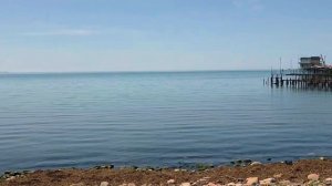 Чёрное море в акватории Сухумской бухты сегодня (4 июня, ЛЕТО-2025)
