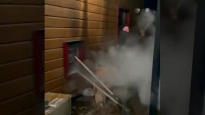 прочищаю дымоход в бане бензином