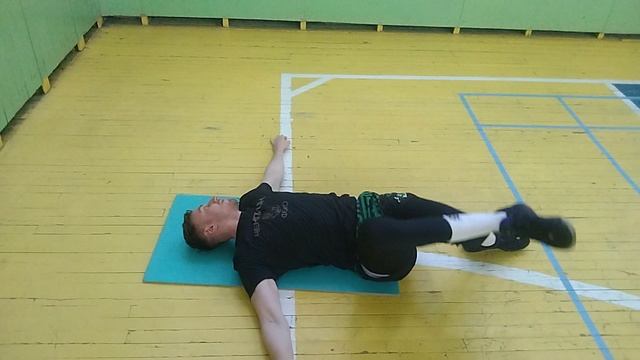 Восстановительная гимнастика для здоровья поясничного отдела - скручивания TrainingFactory00