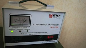 Стабилизатор напряжения EKF СНЭ-500