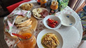 Обед и настоящий пицца-хлеб 🍕 🍞