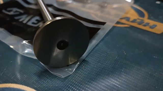 Выпускной клапан для Detroit Diesel 12.7L #parts #automobile #грузовики смотреть онлайн