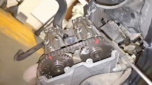 Регулировка тепловых зазоров клапанов Suzuki SV650