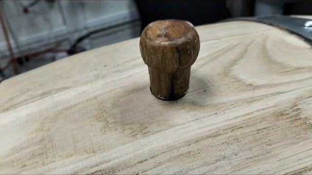 Видео обзор дубовой бочки от "Бондарной Лавки" на 30 лит смотреть онлайн