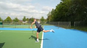 Как пробить мощную кик-подачу! Полное руководство из 8 шагов