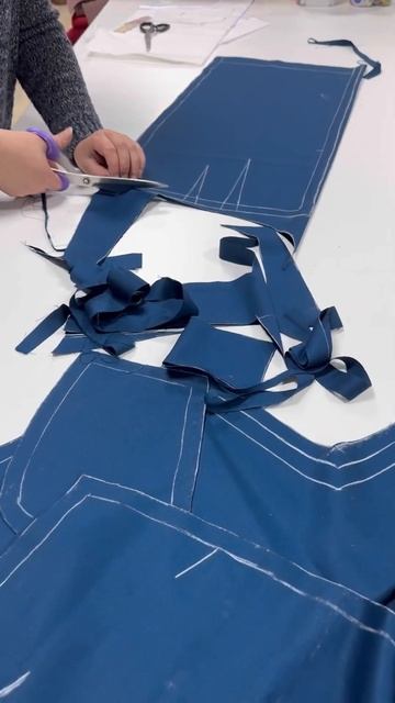 Мама снова шьет спустя 20 лет #sewing #ткани #шитье #handmade #шь смотреть онлайн