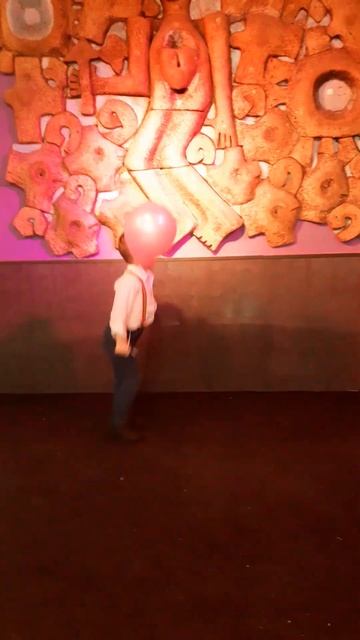 Семён танцует на дне рождения Бабушки Светы Babushka sveta DR смотреть онлайн