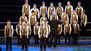 Старший хор капеллы мальчиков "Орлята" - "Про нас с тобой" из спектакля "Макар-следопыт"