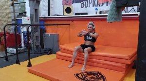 диванная тренировочка для пресса