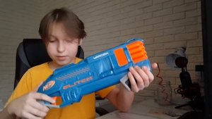 ЗАЧЕМ ЭТОТ БЛАСТЕР? |ОБЗОР НЁРФ ELITE 2.0 WARDEN