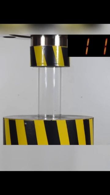 Оргстекло Vs Гидравлический пресс #vs #hydraulic смотреть онлайн