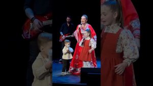 Марина Девятова с детьми. Василечки. (Ульяна и Алексан?