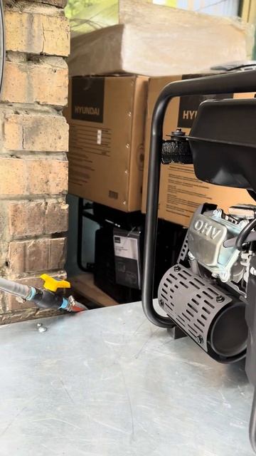 НОВИНКА від HYUNDAI - інверторний генератор HHY 4050Si. Потужн? смотреть онлайн