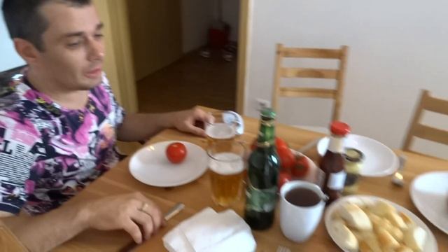 Обед после многокилометровой прогулки по Будапешту