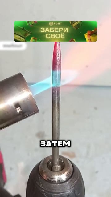 Мастер показал, как скрепить арматуры смотреть онлайн