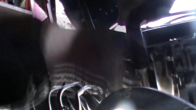 как сорвать с места болт, гайку без гайковерта смотреть онлайн