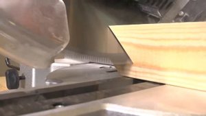 Торцовочная пила Patriot MS 255