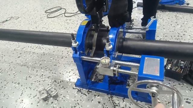 Стыковая сварка труб на MELTPLAST 200 L2