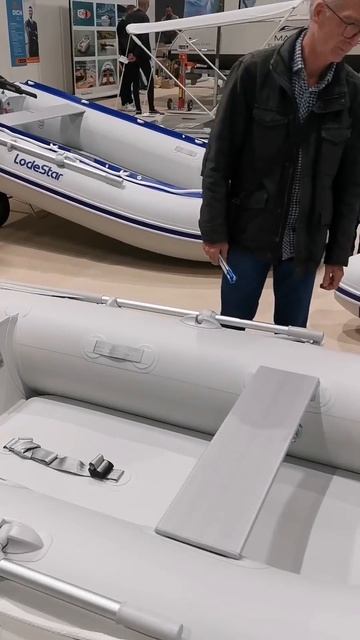 Надувные ПВХ Лодки !!! #shorts смотреть онлайн