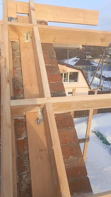 Кобылки Фронтона Эркера привязка к первой стропиле.Ма смотреть онлайн