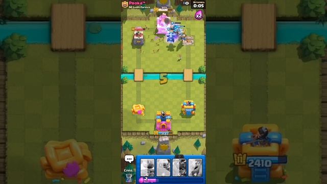 Мощная колода с Големом и двумя драконами #clashroyale #клеш смотреть онлайн