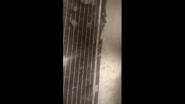 Как понять, что радиатор кондиционера пропускает фрео