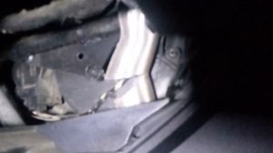 Замена радиатора печки на Peugeot 407, 2008, 2.0 EW10A. Печка Behr.